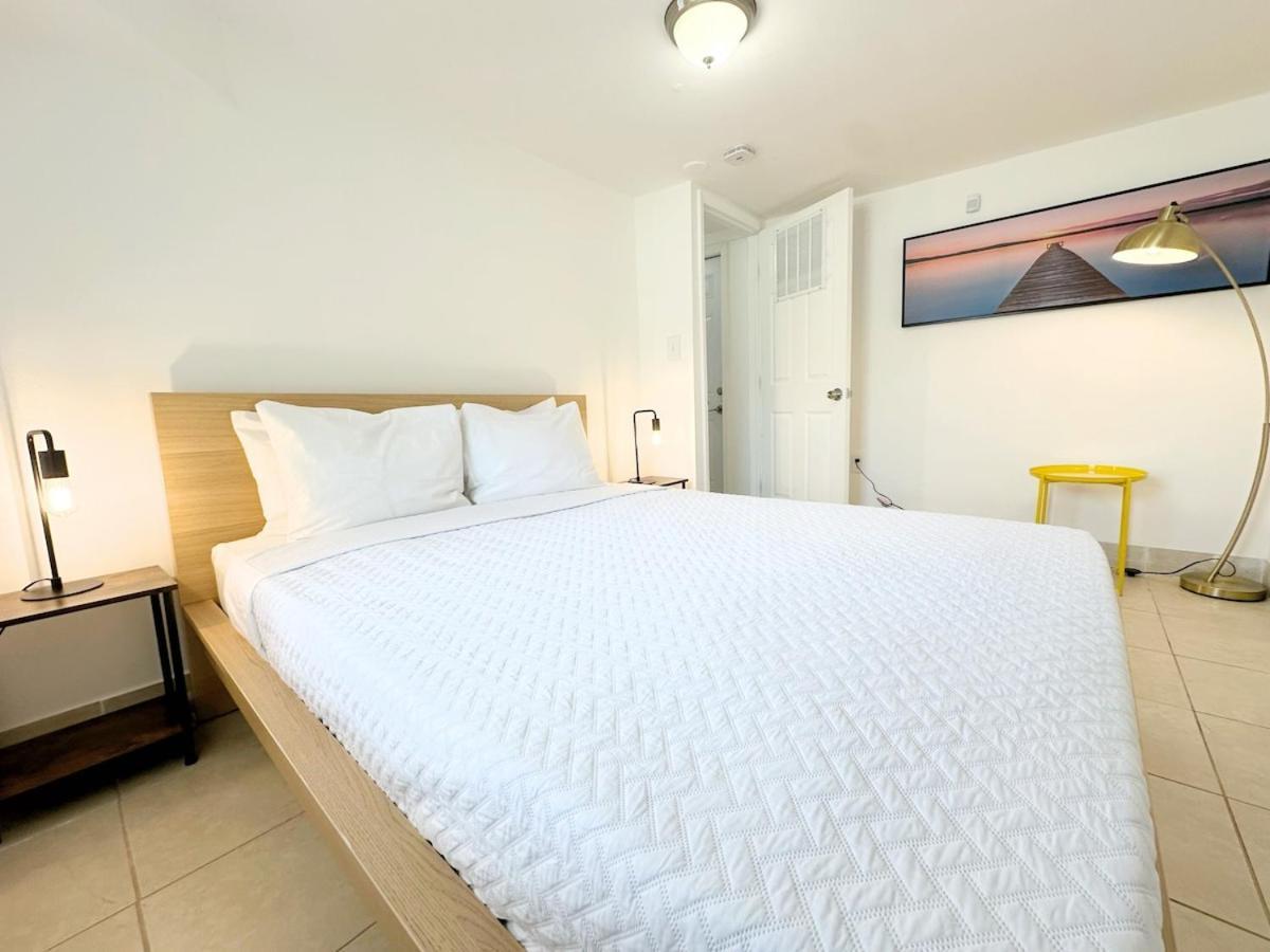 Modern Family 15 Min Holiday home *
